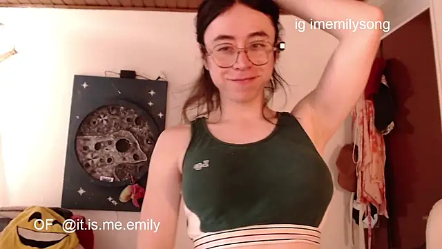 emily pearl  online show from March 3, 4:13 pm