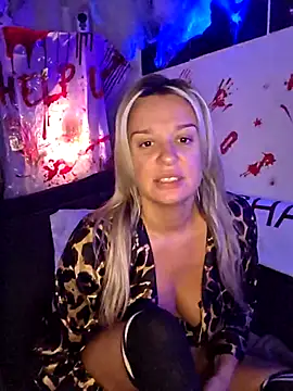 Snapshot of SpicyVicky chatting on October 9, 5:05 am SpicyVicky online show from October 9, 5:05 am