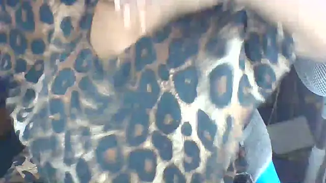 Snapshot of zaynlovena chatting on February 2, 3:49 am zaynlovena online show from February 2, 3:49 am