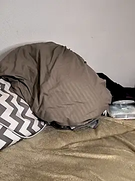 Linalicious online show from February 25, 6:56 am