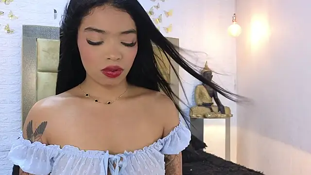 ximenawilliamss online show from May 20, 9:10 pm