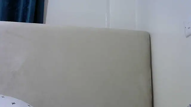 Latiffagodess online show from October 23, 3:17 am