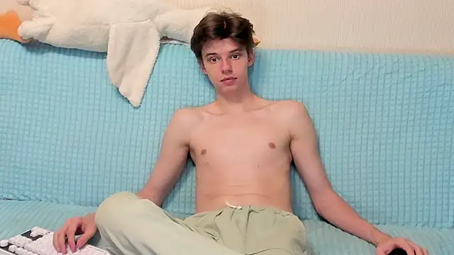 Snapshot of Liam_sexy1 chatting on October 31, 2:18 pm Liam sexy1 online show from October 31, 2:18 pm