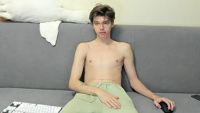 Snapshot of Liam_sexy1 chatting on November 2, 2:30 pm Liam sexy1 online show from November 2, 2:30 pm