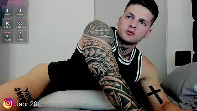 Snapshot of Jaor_owens20 chatting on October 17, 12:58 am Jaor owens20 online show from October 17, 12:58 am