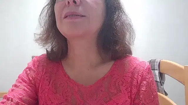 Snapshot of HollyJewel chatting on October 23, 4:50 pm HollyJewel online show from October 23, 4:50 pm