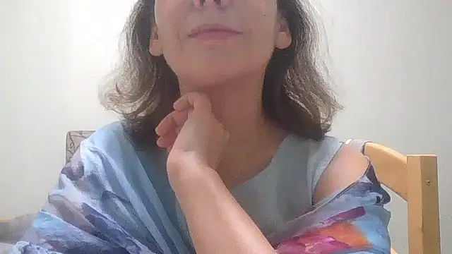 Snapshot of HollyJewel chatting on December 1, 3:39 pm HollyJewel online show from December 1, 3:39 pm