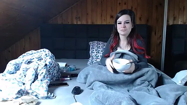 Snapshot of BoeseMoni1998 chatting on February 8, 9:13 am BoeseMoni1998 online show from February 8, 9:13 am