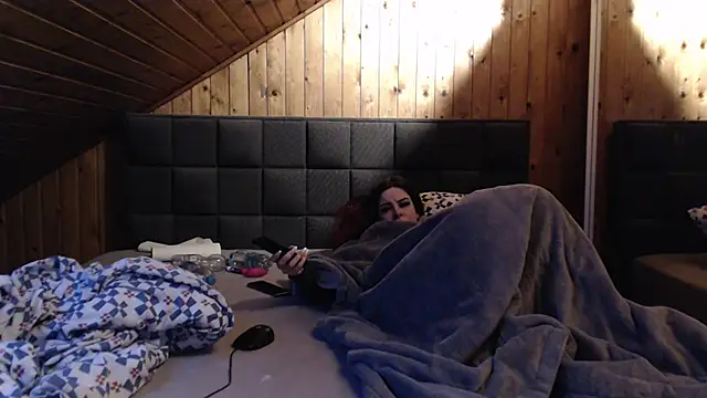 Snapshot of BoeseMoni1998 chatting on February 10, 4:36 pm BoeseMoni1998 online show from February 10, 4:36 pm