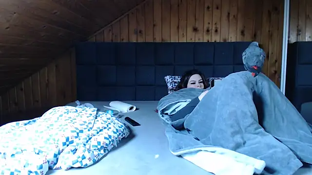 Snapshot of BoeseMoni1998 chatting on February 18, 8:38 am BoeseMoni1998 online show from February 18, 8:38 am