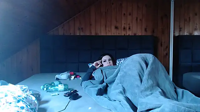 Snapshot of BoeseMoni1998 chatting on February 21, 10:17 am BoeseMoni1998 online show from February 21, 10:17 am