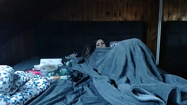 Snapshot of BoeseMoni1998 chatting on March 21, 4:18 pm BoeseMoni1998 online show from March 21, 4:18 pm