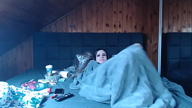 Snapshot of BoeseMoni1998 chatting on March 23, 6:37 am BoeseMoni1998 online show from March 23, 6:37 am