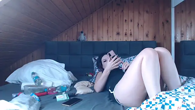 Snapshot of BoeseMoni1998 chatting on September 19, 7:21 am BoeseMoni1998 online show from September 19, 7:21 am