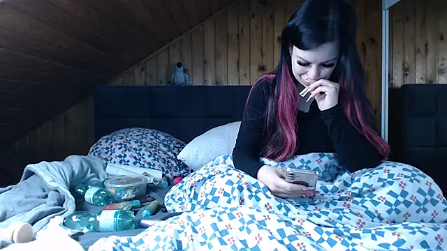 Snapshot of BoeseMoni1998 chatting on October 12, 7:29 am BoeseMoni1998 online show from October 12, 7:29 am