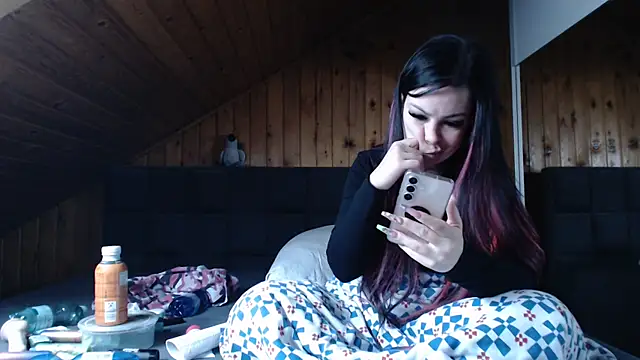 Snapshot of BoeseMoni1998 chatting on November 7, 8:03 am BoeseMoni1998 online show from November 7, 8:03 am