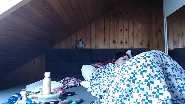 Snapshot of BoeseMoni1998 chatting on November 8, 10:15 am BoeseMoni1998 online show from November 8, 10:15 am