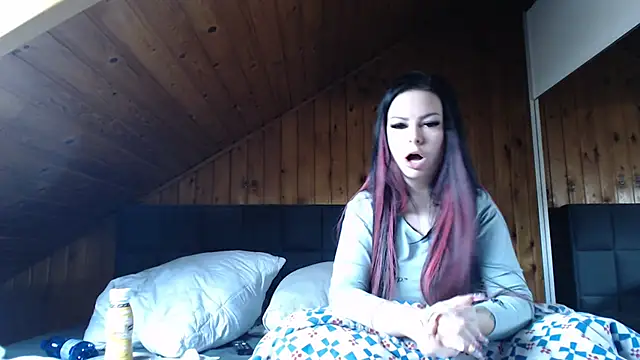 Snapshot of BoeseMoni1998 chatting on November 11, 9:42 am BoeseMoni1998 online show from November 11, 9:42 am