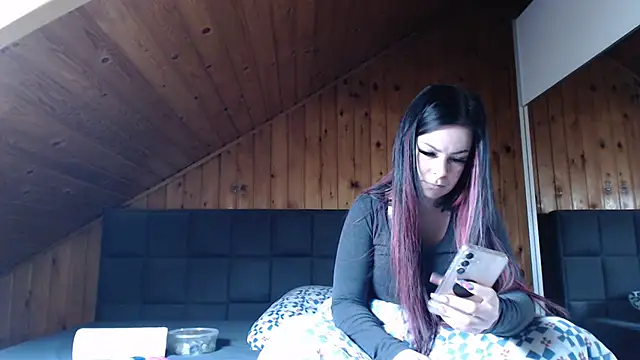 Snapshot of BoeseMoni1998 chatting on November 18, 11:03 am BoeseMoni1998 online show from November 18, 11:03 am