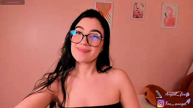 angeel fox online show from March 12, 6:08 am