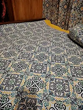 siam607022 online show from October 3, 3:09 pm