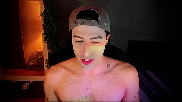 Snapshot of newjeff chatting on October 26, 11:49 am newjeff online show from October 26, 11:49 am