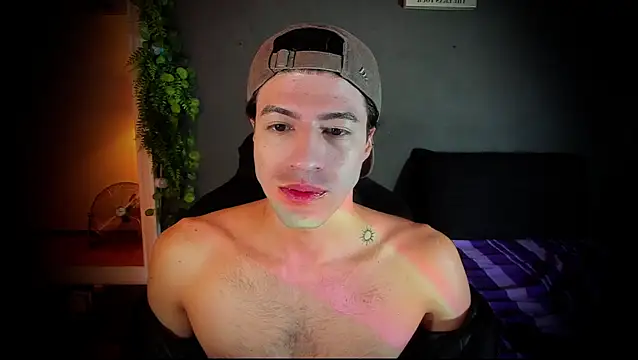 Snapshot of newjeff chatting on November 17, 10:21 am newjeff online show from November 17, 10:21 am