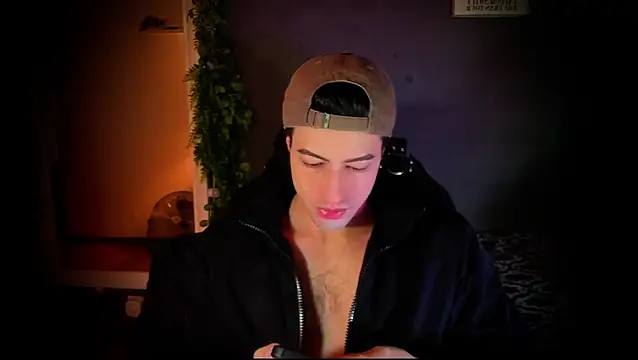 Snapshot of newjeff chatting on November 24, 9:20 am newjeff online show from November 24, 9:20 am