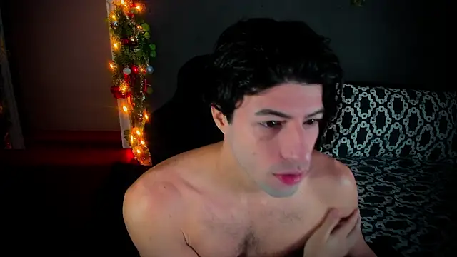 Snapshot of newjeff chatting on December 17, 12:11 pm newjeff online show from December 17, 12:11 pm