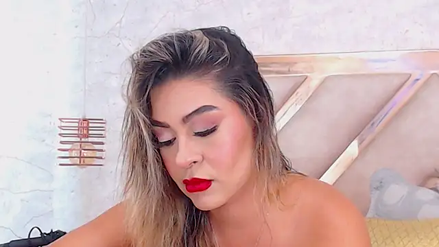 Snapshot of JoannaStanford chatting on November 10, 11:48 pm JoannaStanford online show from November 10, 11:48 pm