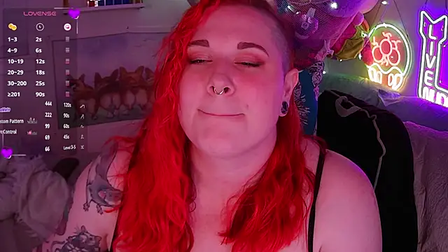 Snapshot of opalreigning chatting on July 20, 10:39 am opalreigning online show from July 20, 10:39 am