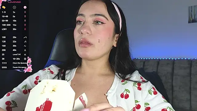 ZaraDames  online show from February 15, 3:58 am