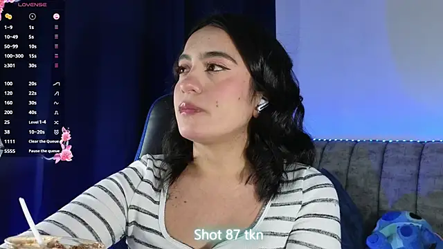 Snapshot of ZaraDames_ chatting on July 15, 4:07 am ZaraDames online show from July 15, 4:07 am