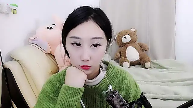 Snapshot of Alcohol_1 chatting on December 3, 1:32 pm Alcohol 1 online show from December 3, 1:32 pm