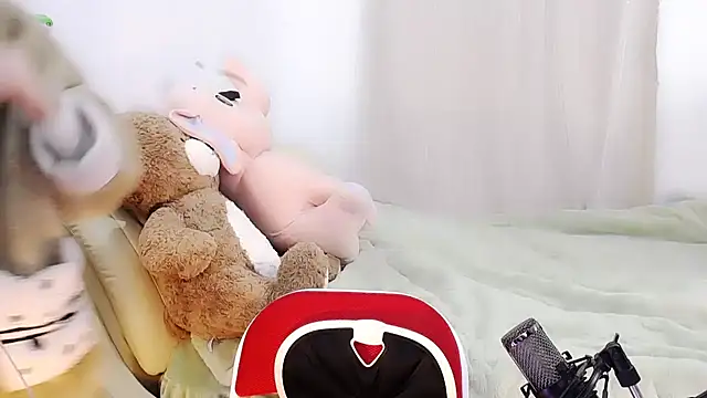 Snapshot of Alcohol_1 chatting on January 13, 2:00 pm Alcohol 1 online show from January 13, 2:00 pm