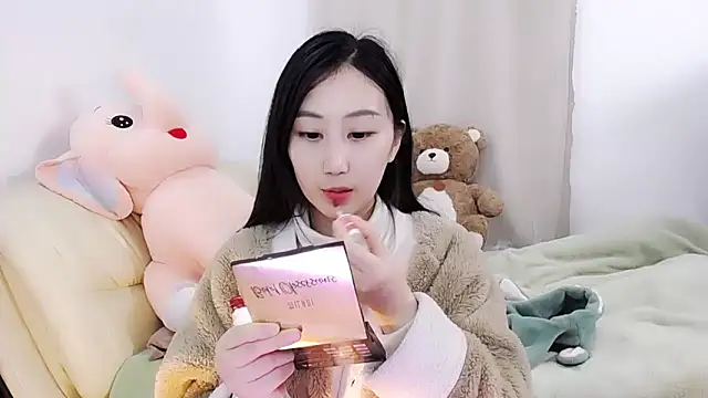 Snapshot of Alcohol_1 chatting on March 7, 1:29 pm Alcohol 1 online show from March 7, 1:29 pm