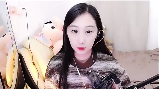 Snapshot of Alcohol_1 chatting on October 23, 2:05 pm Alcohol 1 online show from October 23, 2:05 pm