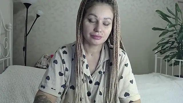 ShyEvaa online show from November 2, 3:36 pm