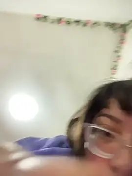 indiegirl666 online show from October 21, 5:19 am