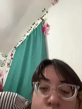 indiegirl666 online show from March 4, 3:56 am