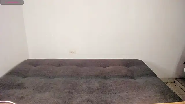 Snapshot of Danni_boy chatting on June 11, 11:14 pm Danni boy online show from June 11, 11:14 pm