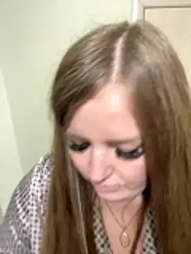 MargaretRoyal online show from December 2, 4:13 pm