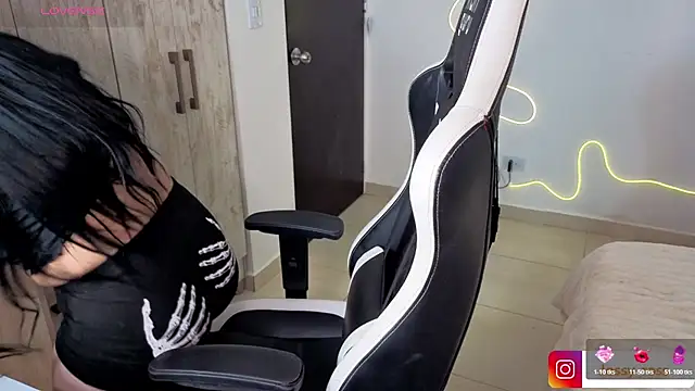 Victoryyy  online show from February 26, 10:42 pm