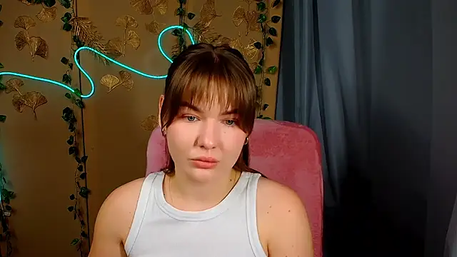 Snapshot of Glory_air chatting on June 1, 6:59 am Glory air online show from June 1, 6:59 am