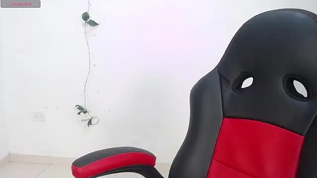 evelin 999  online show from January 19, 11:43 pm