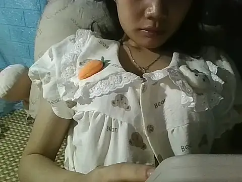 Snapshot of Be-MyMy chatting on April 16, 3:57 pm Be-MyMy online show from April 16, 3:57 pm