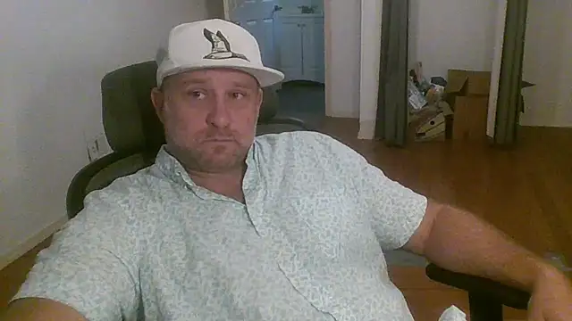 Snapshot of poundyouout69 chatting on November 28, 9:17 pm poundyouout69 online show from November 28, 9:17 pm