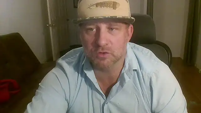 Snapshot of poundyouout69 chatting on November 30, 12:47 am poundyouout69 online show from November 30, 12:47 am