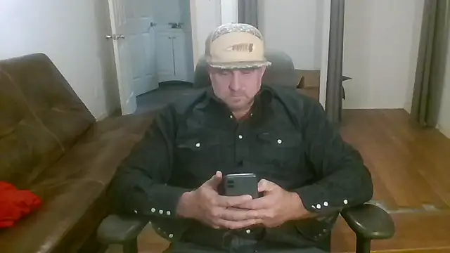 Snapshot of poundyouout69 chatting on November 30, 8:02 pm poundyouout69 online show from November 30, 8:02 pm