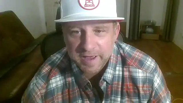 Snapshot of poundyouout69 chatting on January 7, 1:19 am poundyouout69 online show from January 7, 1:19 am